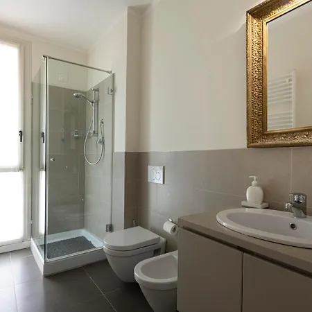 Casa Del Teatro Con Splendida Terrazza Di Fronte Al Teatro Rossini 公寓 *