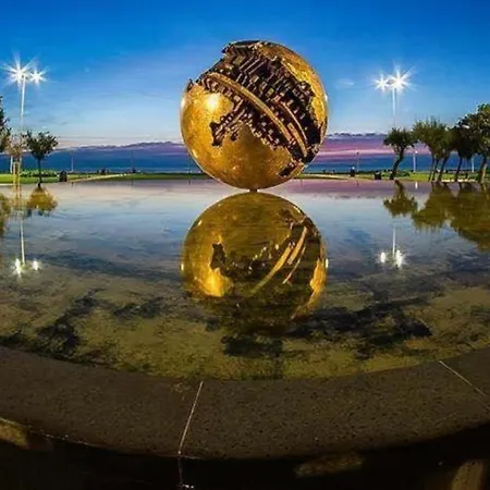 Casa Del Teatro Con Splendida Terrazza Di Fronte Al Teatro Rossini Lägenhet *