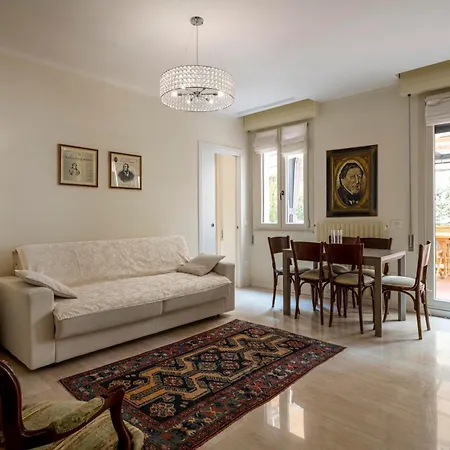 Casa Del Teatro Con Splendida Terrazza Di Fronte Al Teatro Rossini 公寓 *