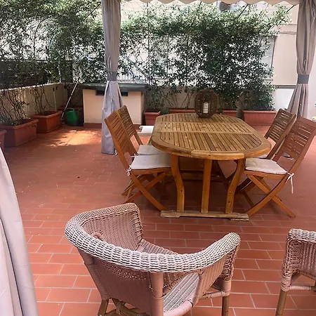 Casa Del Teatro Con Splendida Terrazza Di Fronte Al Teatro Rossini